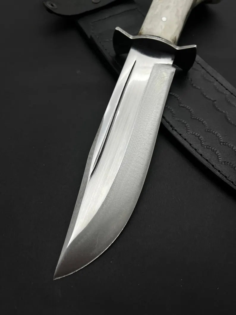 Rankų darbo kaltinio plieno Bowie peilis: elnio rago rankena, odinis makštis